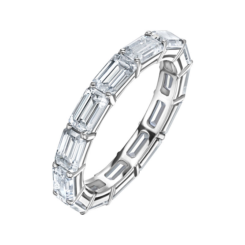 Кольцо из белого золота с бриллиантами огранки эмеральд. Модель EMERALD4-470
